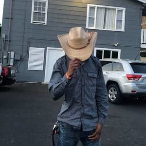 Meet your Posher, Brien